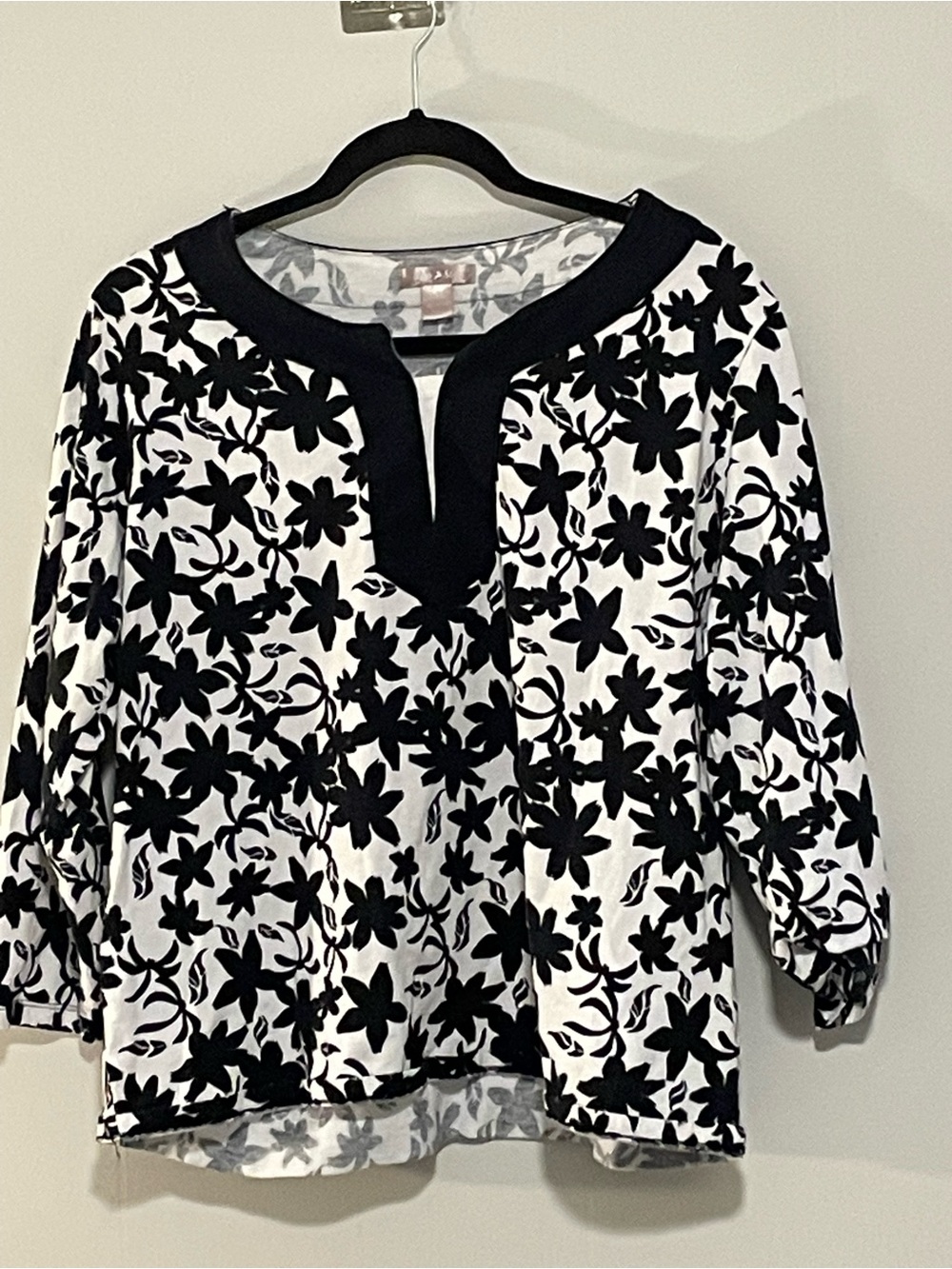 White Stag Black & White Floral Tunic Top